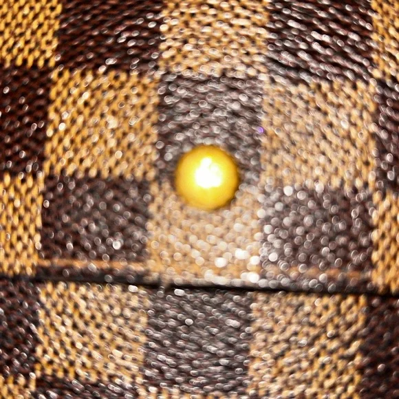 Authentic  Louis Vuitton Damier Ebene trifold wallet - Picture 5 of 9